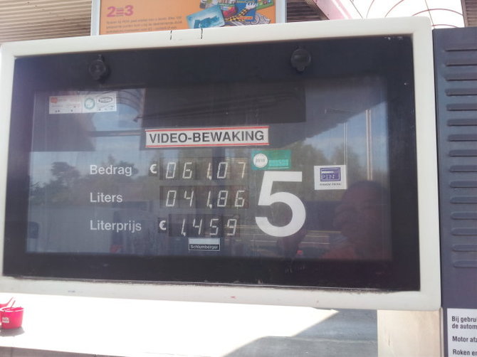 德国自驾游--法兰克福机场租车(我的陈年旧帖)