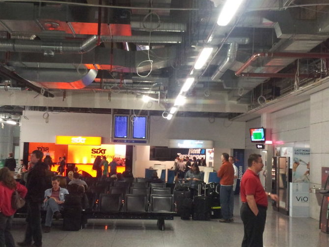 德国自驾游--法兰克福机场租车(我的陈年旧帖)