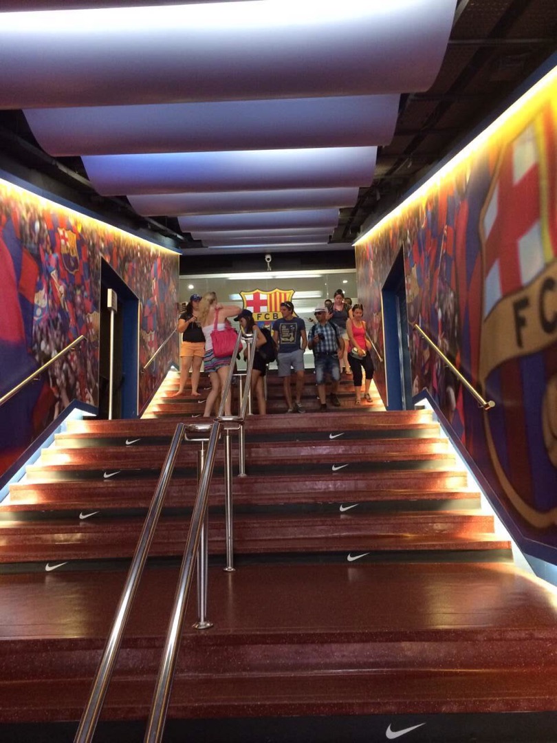 我想买皇家马德里对巴塞罗那的球票,求帮助 - 