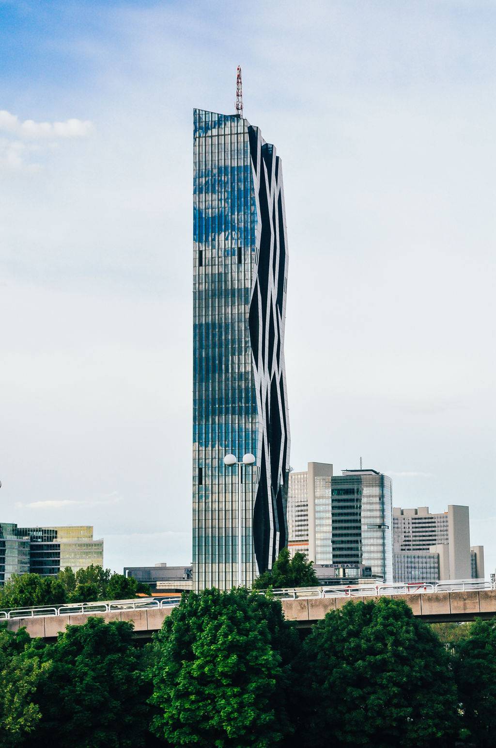 徜徉在多瑙河,从维也纳到布达佩斯 | 维京游轮多