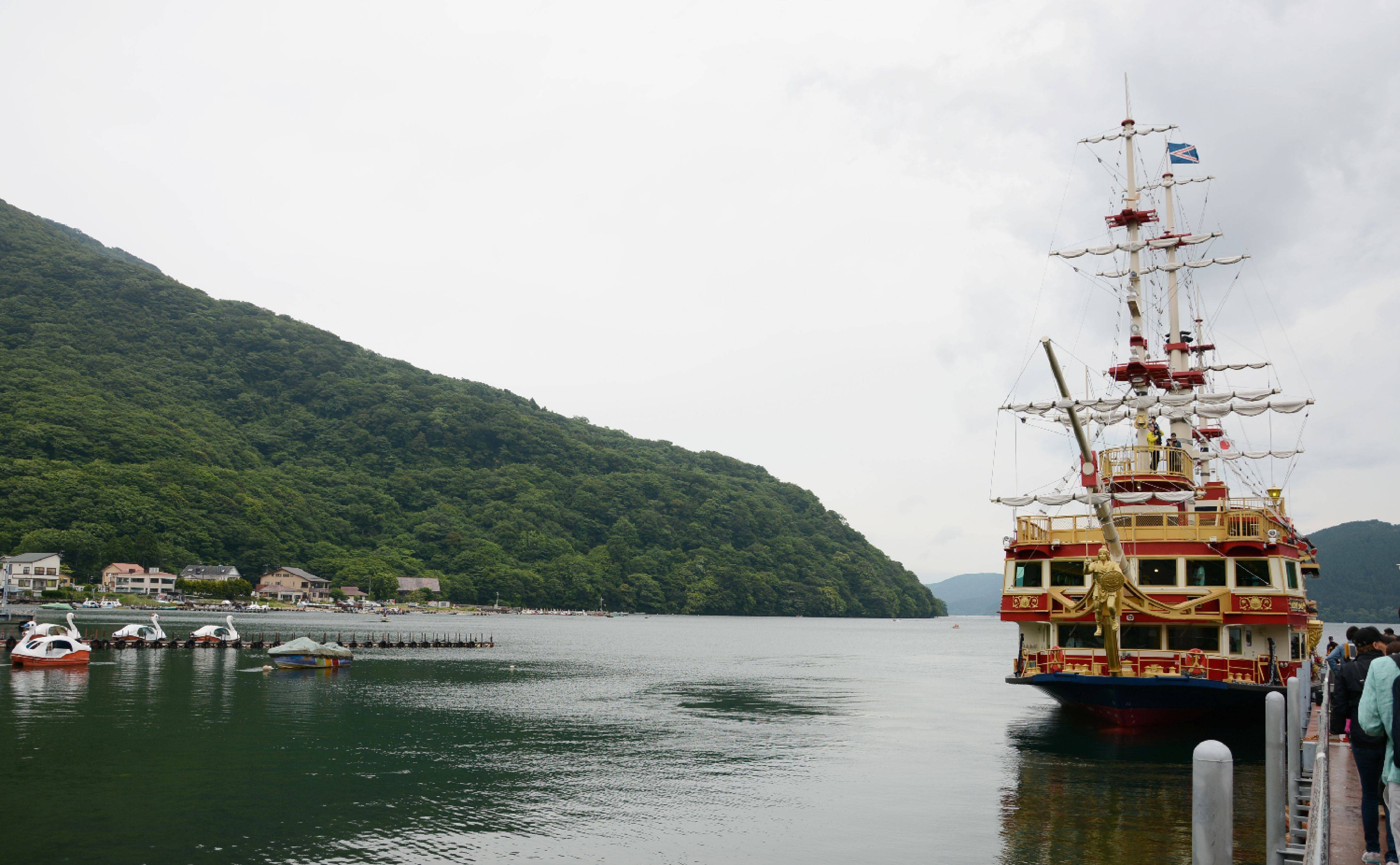 把夏日的海风、岛国的诗、和你的爱笑的眼睛装
