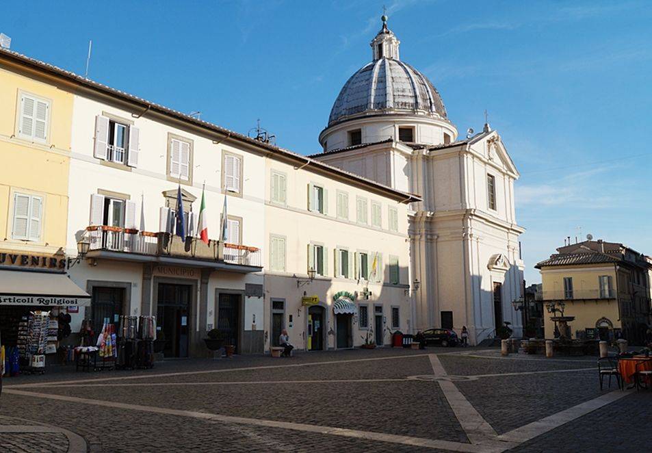 罗马周边小镇 2 - 意大利\/梵蒂冈\/圣马力诺\/马耳