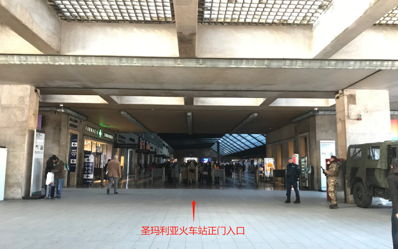 2018年佛罗伦萨THE MALL折扣村-- 公共交通(
