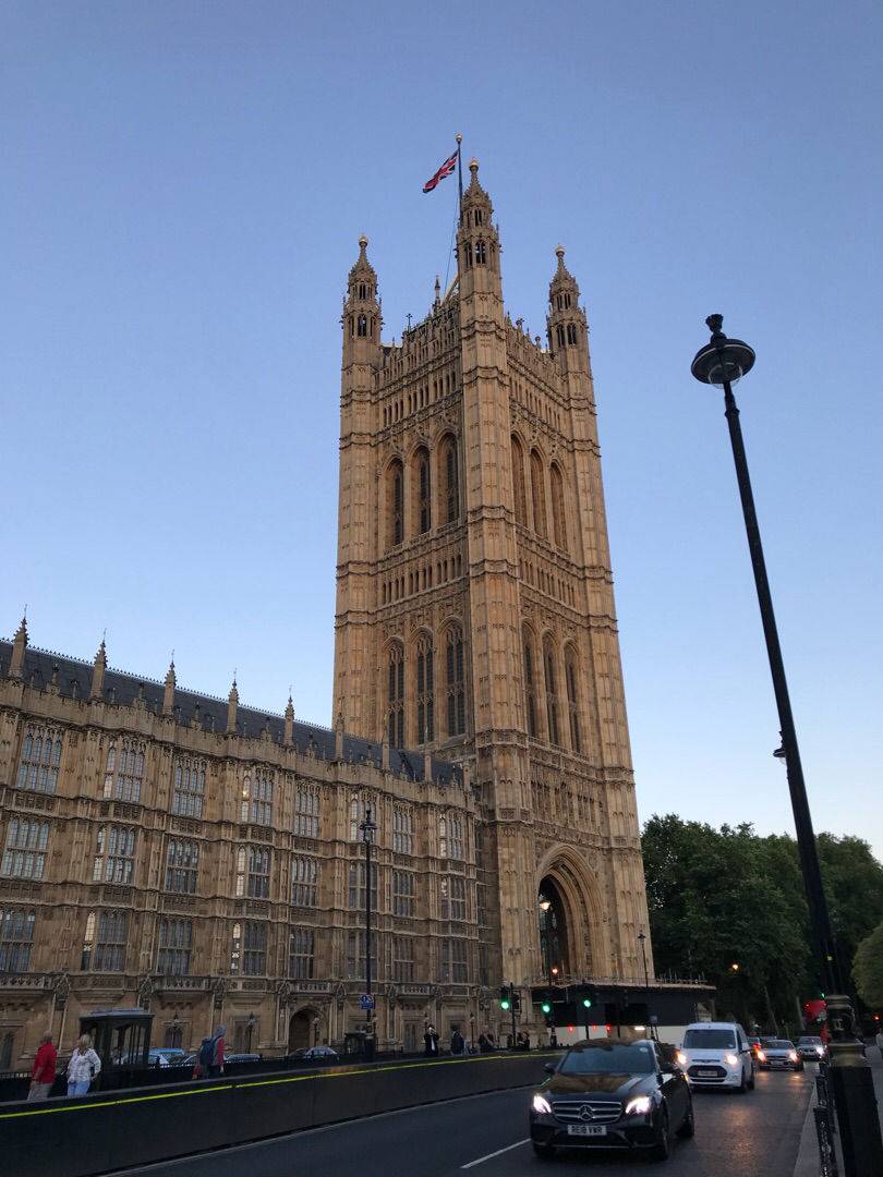 试一试英比联合签证,看看效率如何!