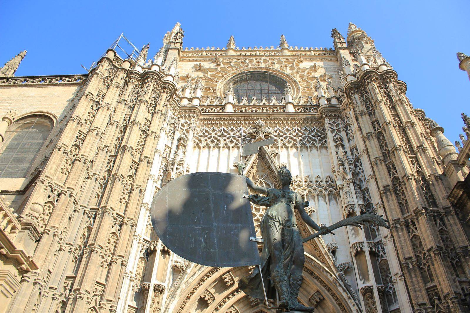 法自驾+西班牙巴塞罗那、塞维利亚、马德里 -