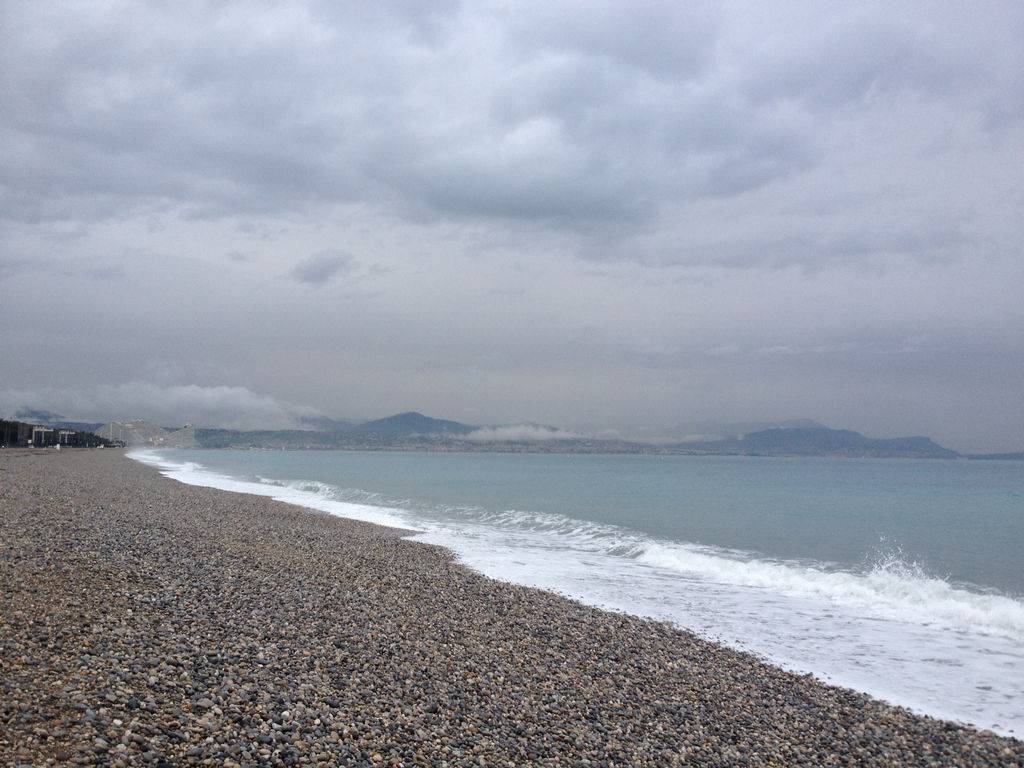 风声雨声夜雨