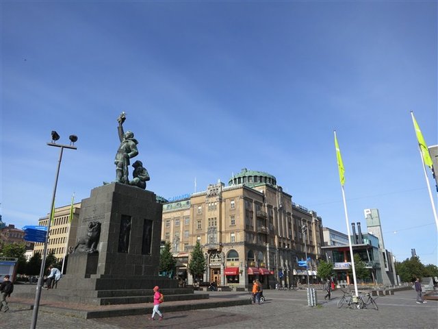 芬兰自由纪念碑