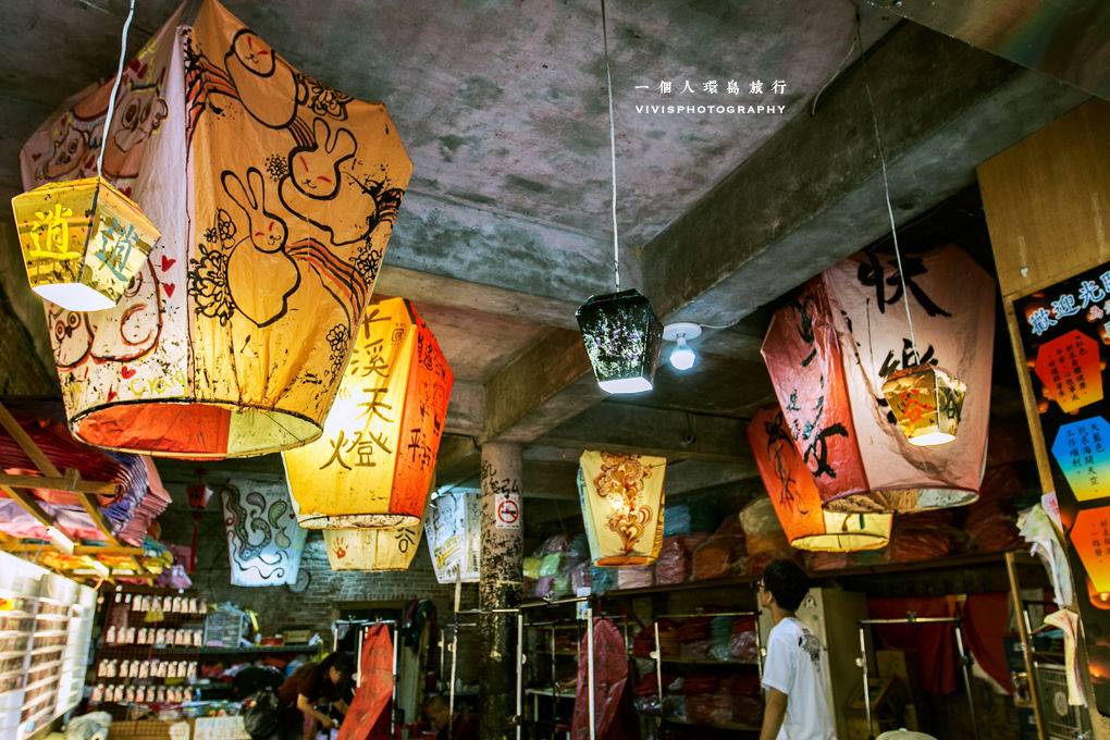 一个人环岛旅行(陈家迷<em>妹</em>16天环岛寻找五月天