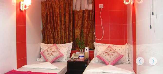 转8月1日香港尖沙咀玛丽金旅馆一晚住宿(三人