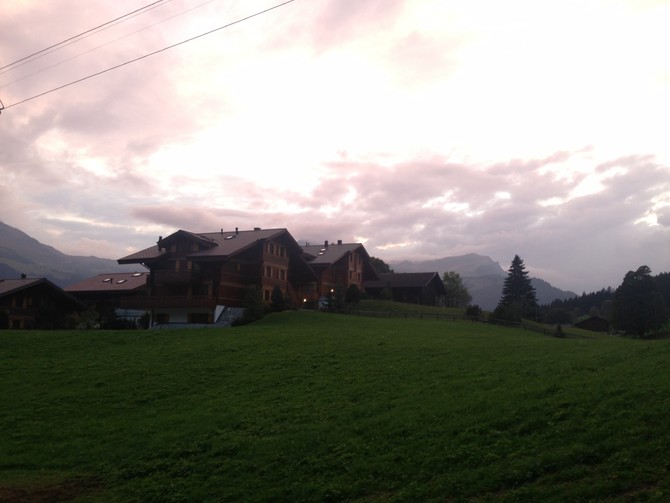 推荐瑞士少女峰地区grindelwald小镇住宿 - 瑞士