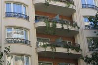 请问巴塞罗那和马德里老城区内的治安如何 - 穷