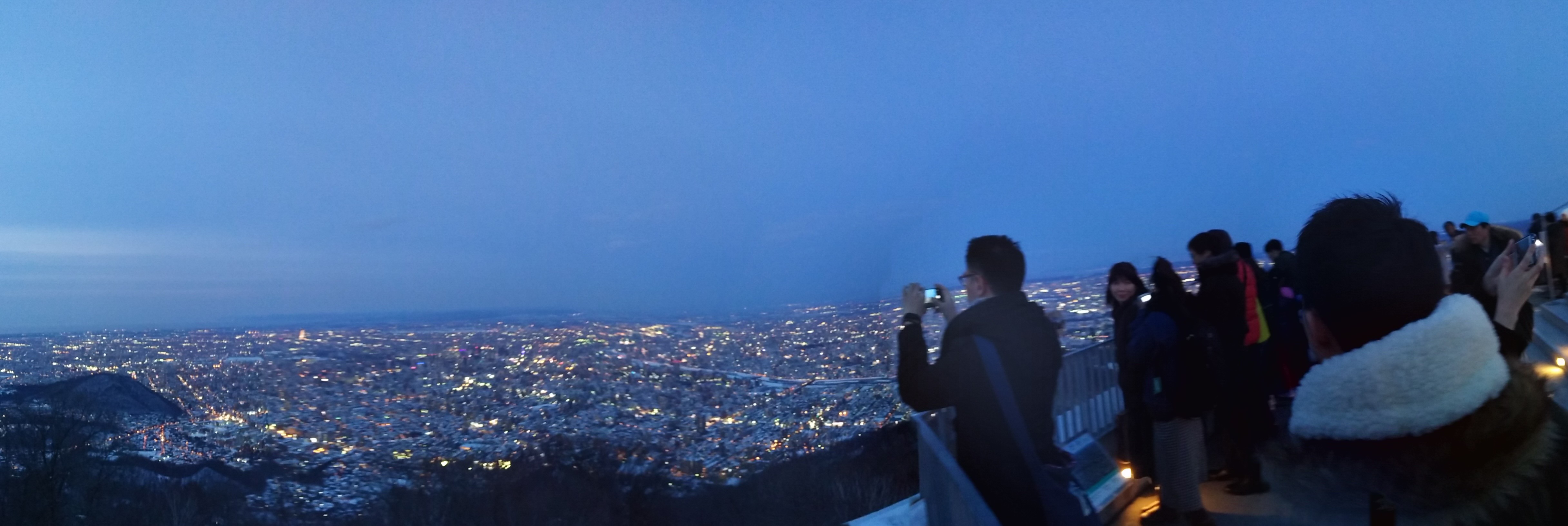 旭山纪念公园跟藻岩山夜景 哪个比较好看一点呢 穷游问答