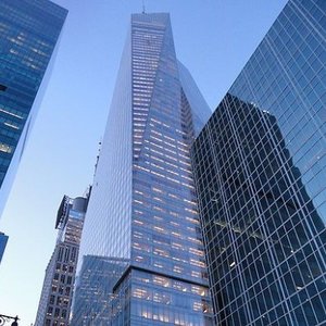 挺漂亮. -ChaseWang对美国银行大厦的点评