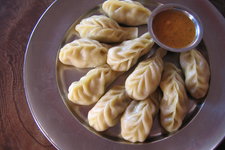 加都美食趴趴走之Momo(मम)