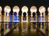 【另类游阿联酋】朱美拉运河古堡酒店+美到cry的大清真寺+法拉利乐园