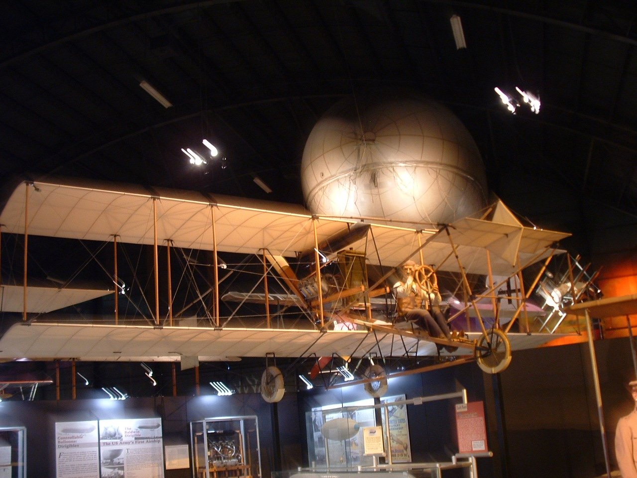 代顿飞机发明者莱特兄弟的故乡美国空军博物馆代顿艺术博物馆代顿大学