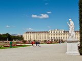 《维也纳深度游》解析美泉宫，看雕像听故事。