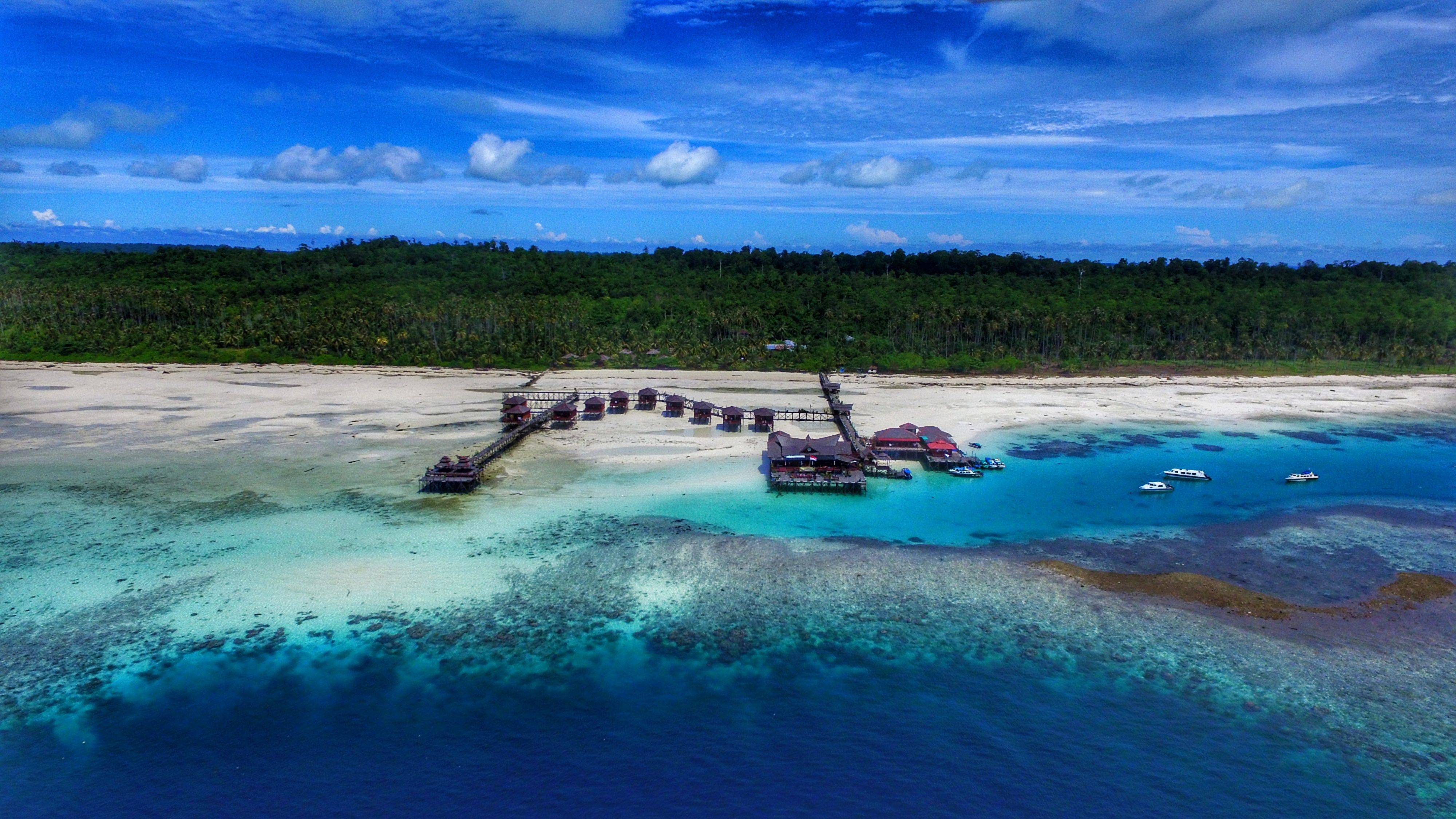 菜菜在印尼达拉湾群岛(derawan)迎接2017 - 印度尼西亚/东帝汶 | 旅行