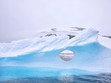 南极不难及，难忘冰雪极境的那一抹幽蓝