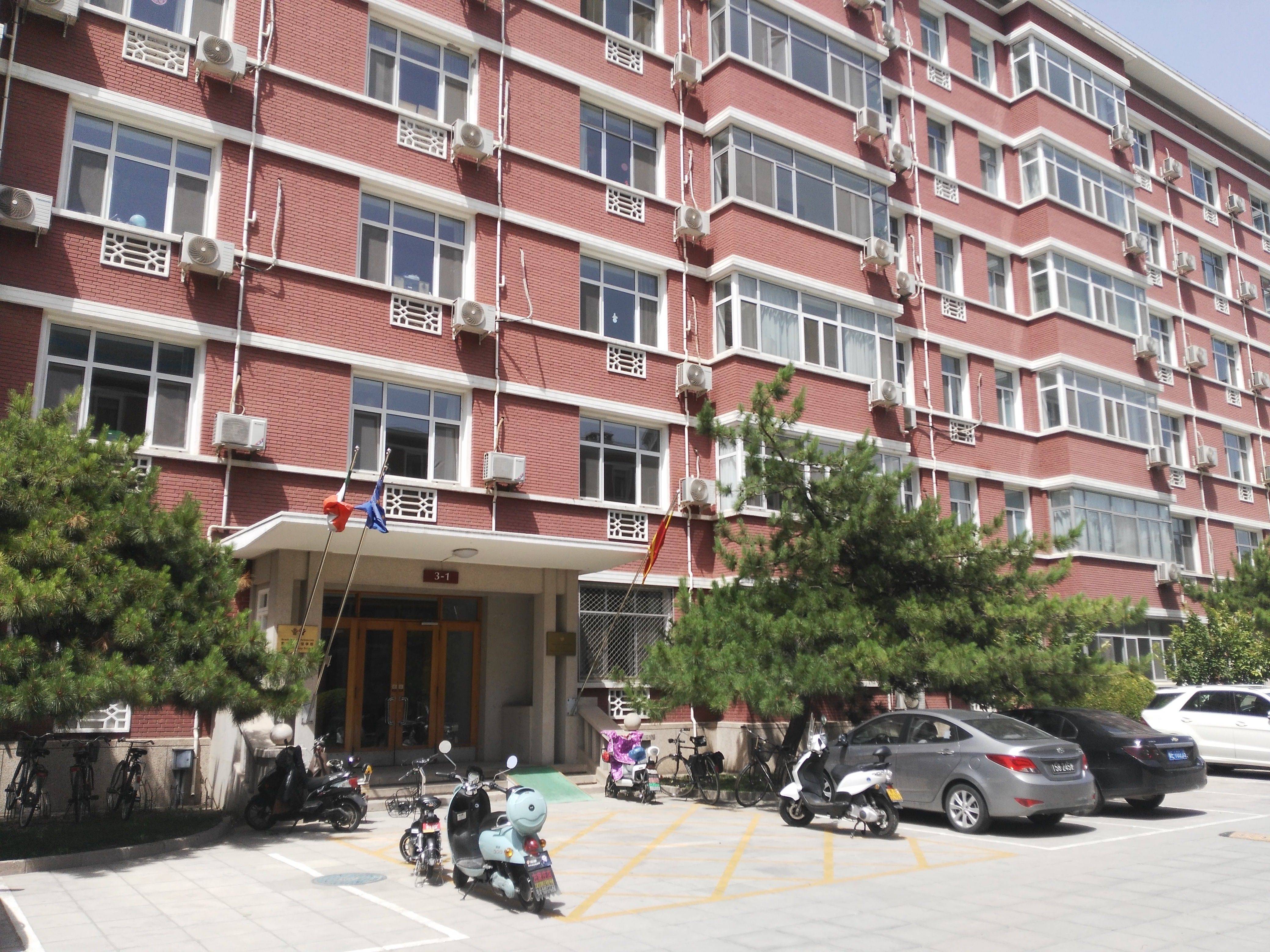 颤抖,仿佛天空在燃烧-2018年国庆塞尔维亚、