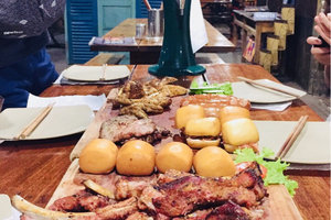美食 人均消费_中国人均水果消费支出