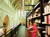 拥有700年风华的教堂书店【Boekhandel Dominicanen】