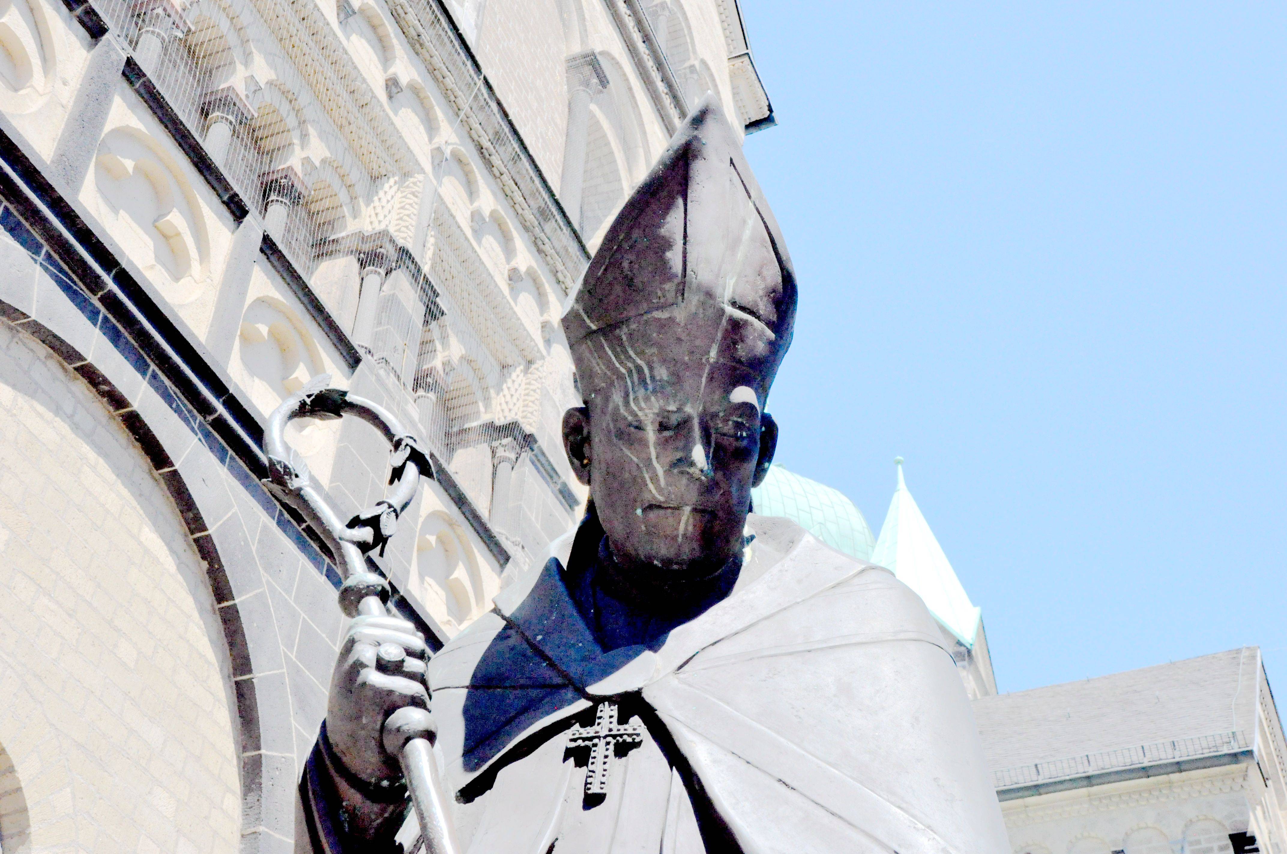 "天马行空看世界,走马观花逛德国"诺伊斯之战神圣奎里努斯大教堂篇