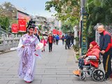 在广州过年去哪儿玩？带家人逛水上花市游古庙