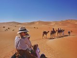 【之之出门啦·第2季】我要去沙漠骑骆驼•祖孙四代迪拜、阿布扎比8日自驾游
