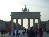由勃兰登堡门说说德国的首都为什么是柏林