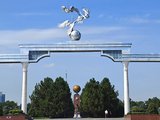 塔什干（3）乌兹别克的前世今生，独立广场