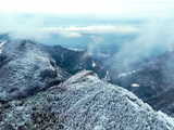 赏雪、滑雪、泡温泉，冬天会耍的人都在朝天！