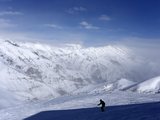 「我们」在伊朗滑雪