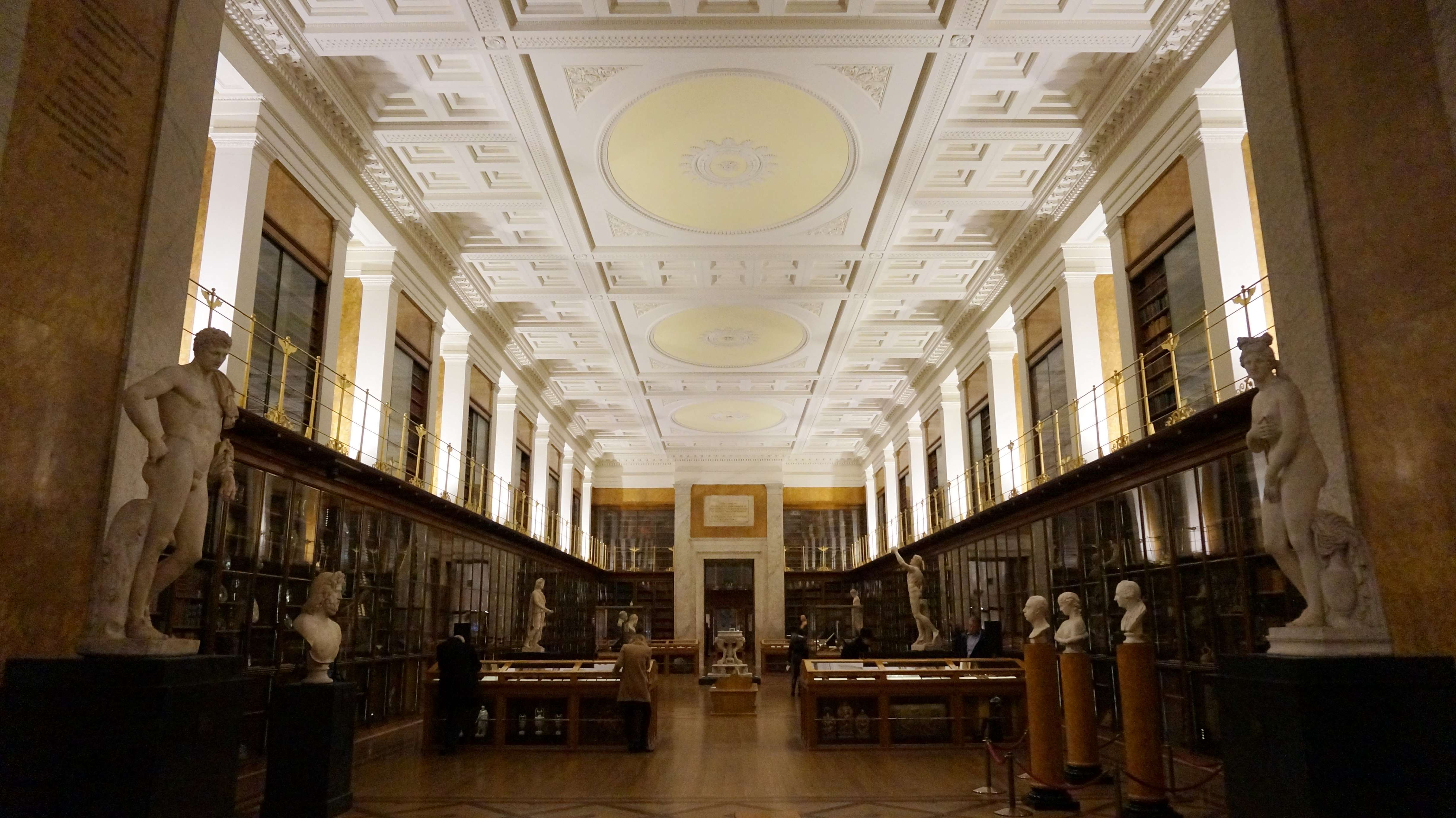 大英博物馆阅览室图片