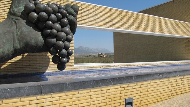 维旺克王朝葡萄酒文化博物馆游览线路攻略_维