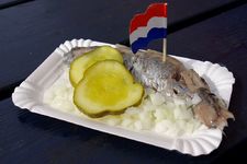 在阿姆斯特丹吃地道的荷兰菜