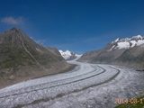 在冰川Aletsch Glacier徒步，很震撼。
