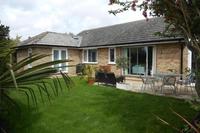 Luxury 4 Bed 3 Bathroom Bungalow , South West of London, The Dapples