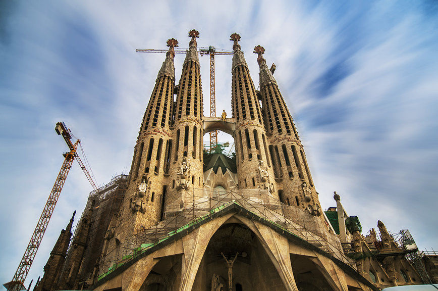 西班牙巴塞罗那圣家堂免排队门票(含导游)