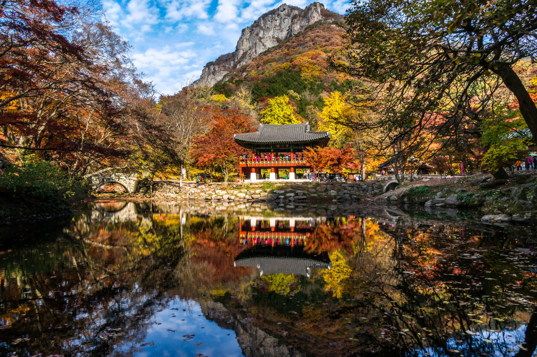 穷游商城 韩国荣州周王山枫景注山池百年赏枫两天团含1晚住宿可观赏首尔之外的韩国 Aj 02 特价当地参团预订 打折促销优惠