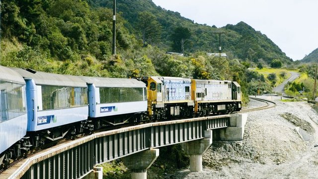 新西兰基督城-格雷茅斯往返单程高山观景火车票