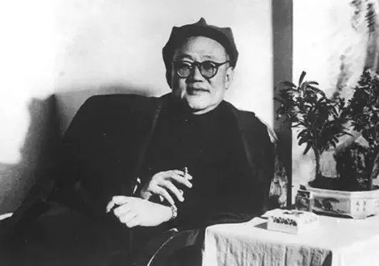 巴金