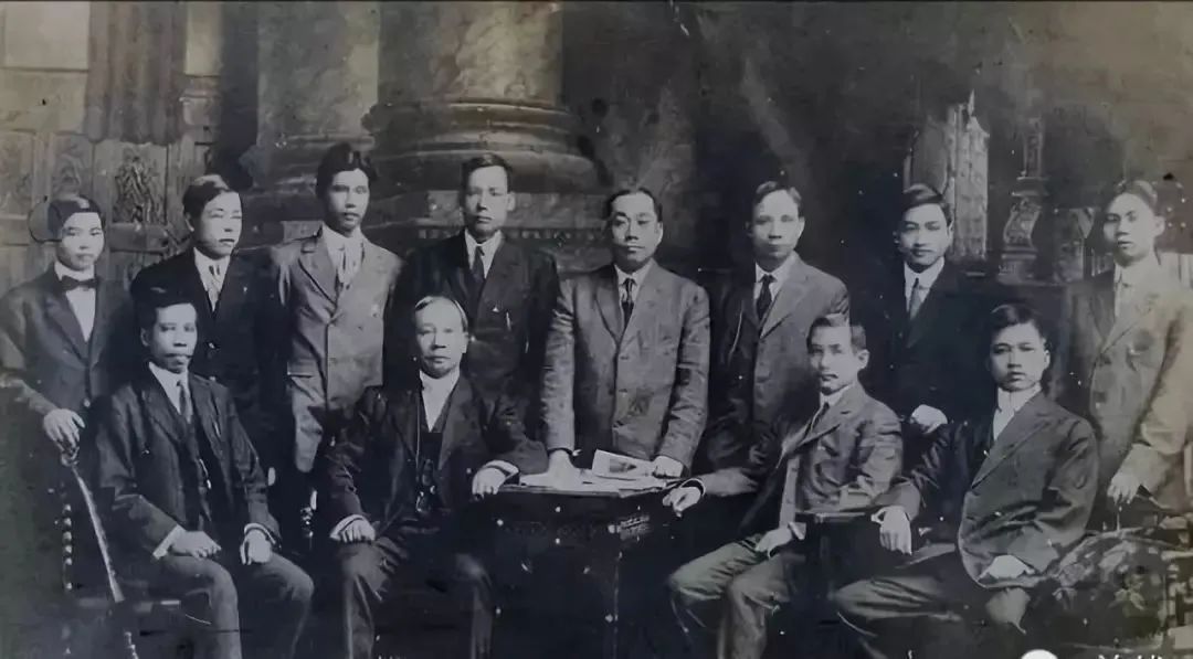 孙中山在美国与同盟会成员合影